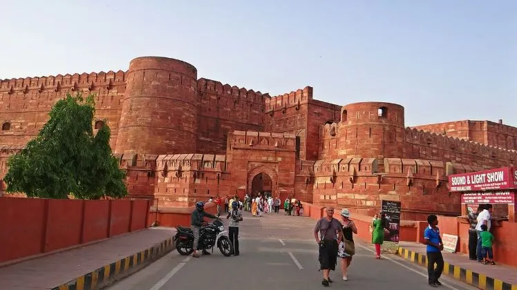 आगरा का किला के बारे में जानकारी - Agra Fort 