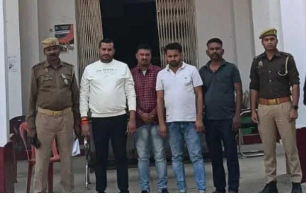 Fatehpur Encounter: पुलिस मुठभेड़ में 25-25 हजार के इनामियां दो बदमाश गोली से घायल, कई दिनों से चल रही थी तलाश