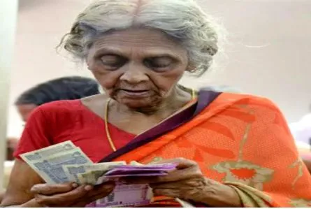 old age pension jharkhand : वृद्ध महिलाओं की पेंशन के नियमों में होगा बदलाव