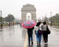 Delhi: दिल्ली-एनसीआर में क्रिसमस के मौके पर मौसम सुहावना हुआ