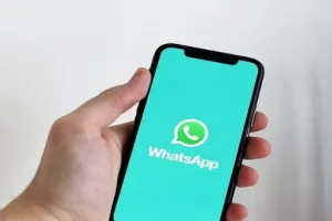 भारतीय UPI के जरिए कर पाएंगे इंटरनेशनल पेमेंट, WhatsApp कर नए फीचर पर काम