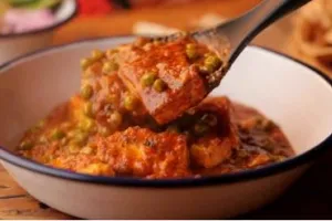 Restaurant Style Matar Paneer : मटर पनीर बनाने की विधि