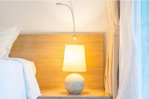 Table Lamp: कम खर्च में बनाएं टेबल लैंप