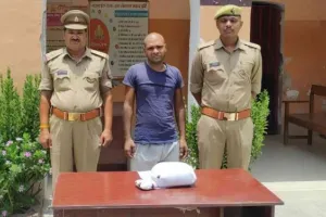 अपराध कर दहशत फैलाने वाले आरोपी को पुलिस ने किया गिरफ्तार