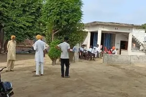 Lakhimpur Kheri : लूट करने घर में घुसे बदमाश, विरोध पर किसान को मारी दो गोलियां, 