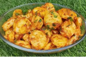 Aloo Kachalu Chaat जाने बनाने का मन