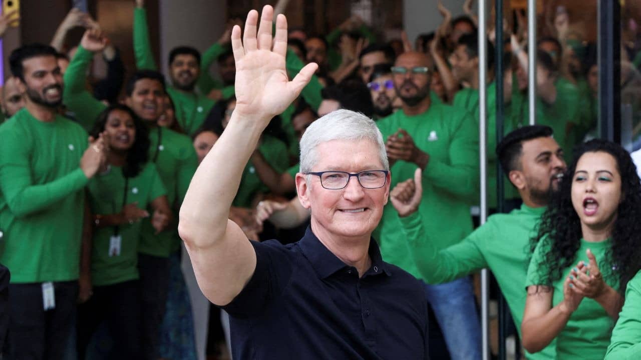 tim cook 1740833196994 16 9.webp