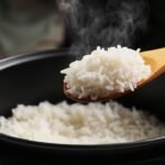 Why does reheated rice sometimes become hard and dry? 4 ways to bring it back to life