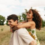 5 dating app habits that can quietly sabotage a promising relationship |