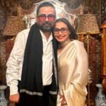 Rani Mukerji keeps it classic and lovely in a cream saree at Sabyasachi’s Delhi store launch