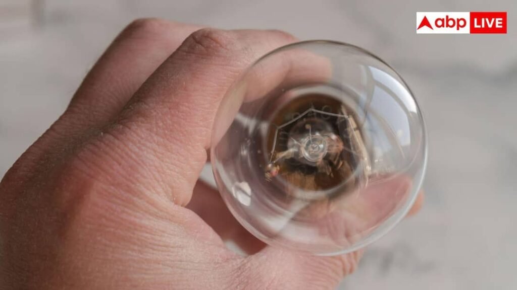Bulb Fuse Reason: बार-बार फ्यूज हो जाता है बल्ब, बस कर लें ये काम