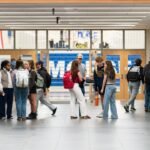High Schools Increasingly Expected to Teach Students About Money Management