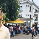 In 1997, this man quit his job and started selling vada pav for just ₹2.5 in Surat, nearly three decades later ‘Anilbhai’ owns a huge, posh white bungalow which stands next to his cart