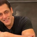 Salman Khan folds his hands as the crowd surrounds him after Ganpati darshan; asks security to protect children as young fans gather to catch his glimpse | Hindi Movie News