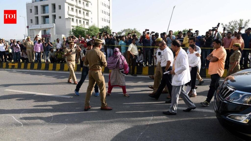 Forensics challenged cop’s self defence story | Lucknow News