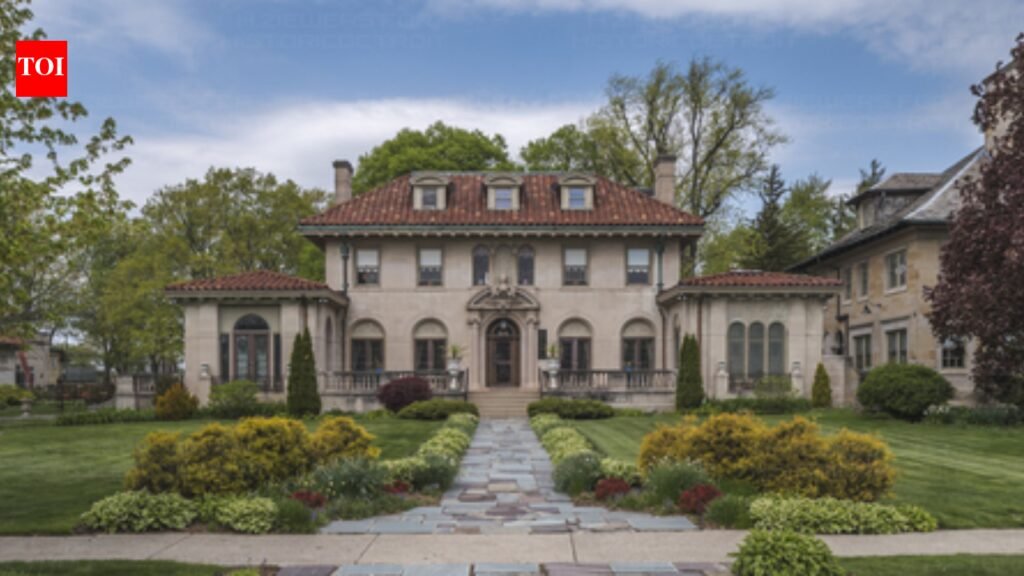 In 2002, a Detroit lawyer bought Berry Gordy’s 1917 Motown Mansion for $250,000, restored the 10,500-sq-ft landmark and sold it for $1.65 million in 2017