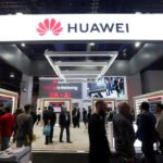 Huawei Plans to Expand AI Pharma Development With Domestic Firms as Analysts Warn of Risks