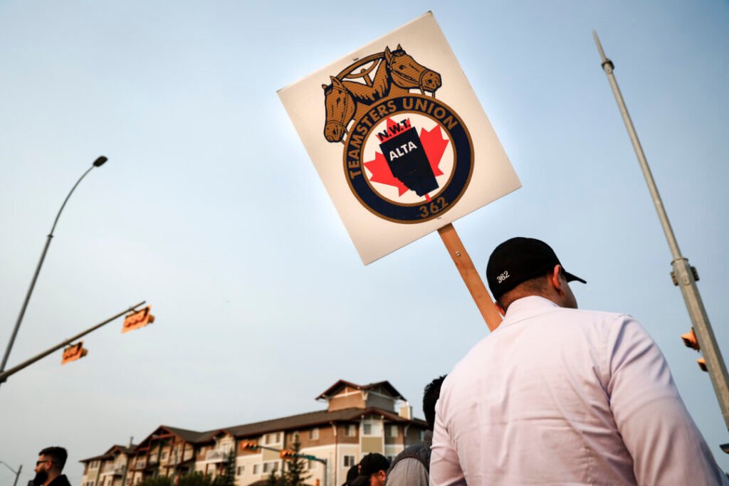 Unions, Employers Split on Government Intervention in Labour Disputes