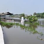 Flood-hit residents seek clean water, medicines | Lucknow News