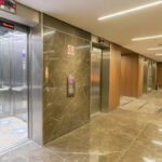 5 things you should never, ever do in a lift
