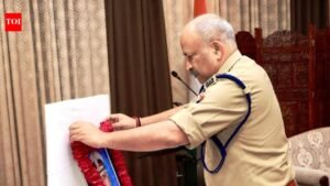 Police pay tributes to former DGP | Lucknow News