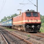 UP passengers jump off moving train to avoid ticket checking; Reddit says, ‘Gir ke mar jaenge lekin Rs 20 ka ticket nahi lenge’