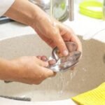 How to remove stubborn stains from steel utensils