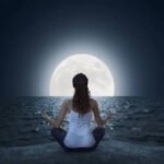 What should you think about while meditating? 7 simple ways to quiet a busy mind, stop chasing every thought and make meditation feel less frustrating when your brain refuses to switch off