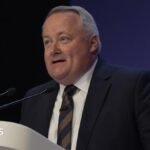 Welsh Tory leader Darren Millar criticises FM for independence push